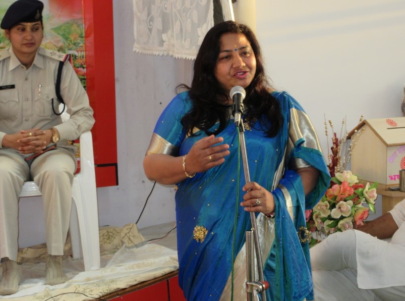 रीवा में महिला सशक्तिकरण से संबंधित एक कार्यशाला एवं स्नेह मिलन का कार्यक्रम
