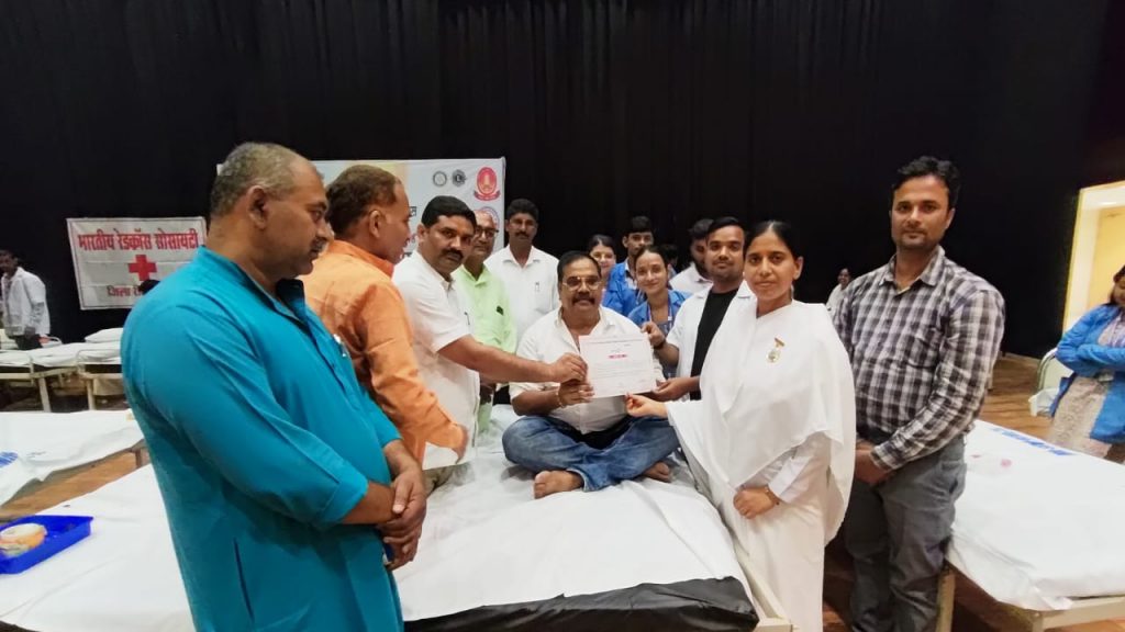 रक्तदान शिविर का अलौकिक समापन -प्रादेशिक ​उद्घाटन मध्यप्रदेश के उपमुख्यमंत्री श्री राजेंद्र शुक्ल जी ने किया।